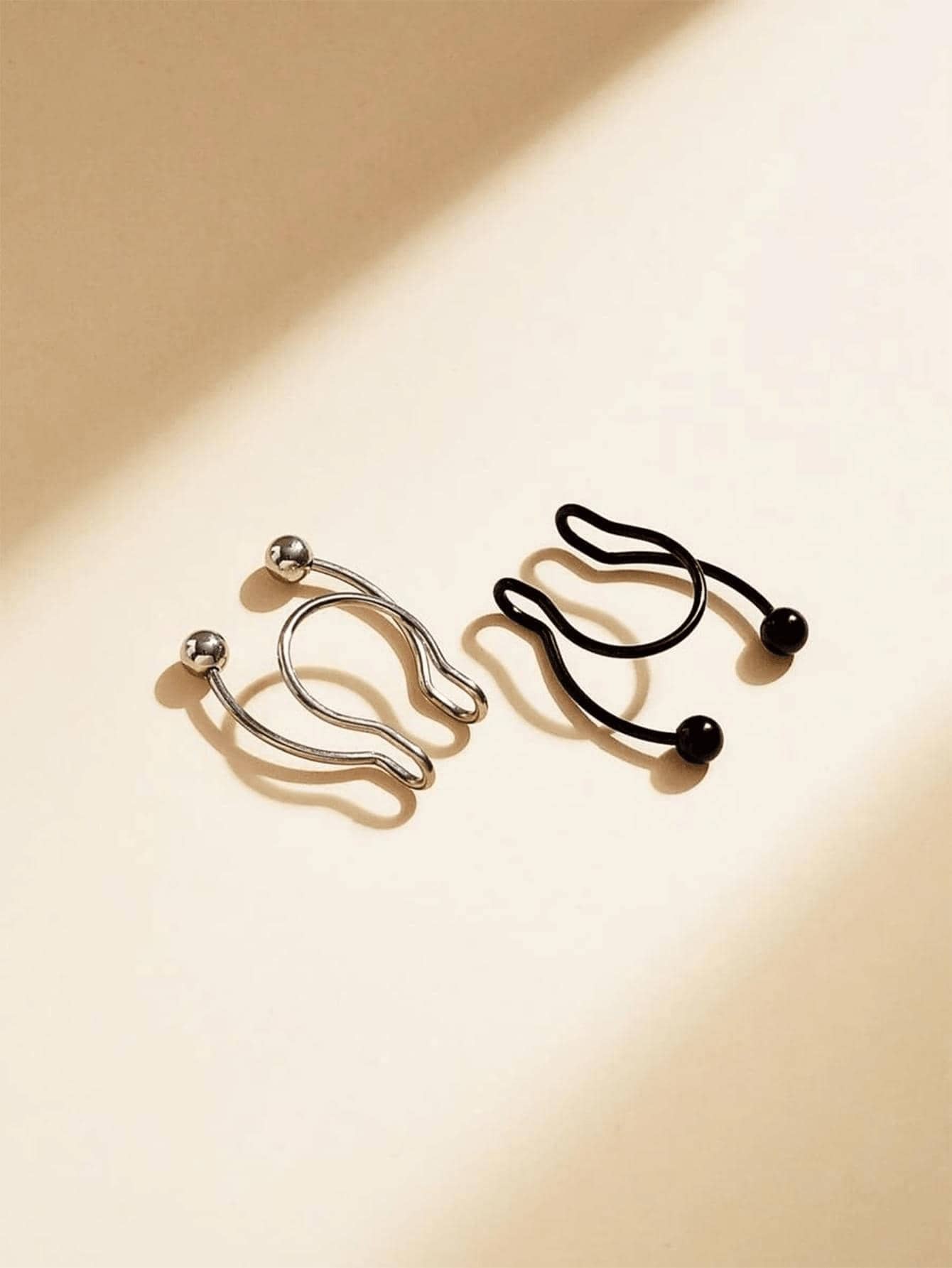2pcs Stainless Steel Clip-On S - Body Jewelry Ear Piercing recensione e prezzo