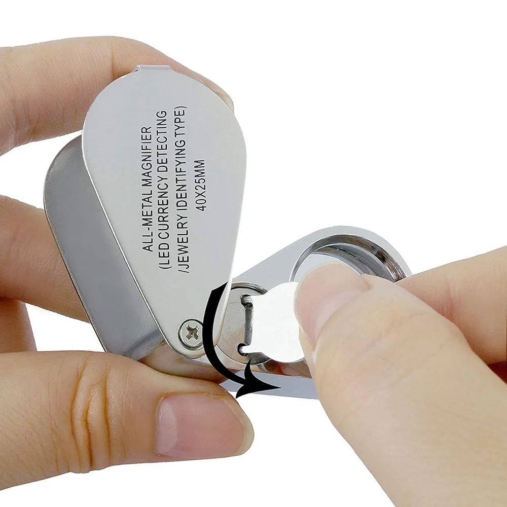 40X Illuminated Jeweler Loupe  - Body Jewelry Repair recensione e prezzo
