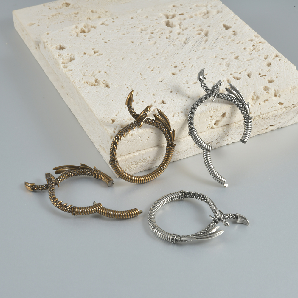 Dragon Ear Weight Ear Hangers  - Body Jewelry Hangers recensione e prezzo