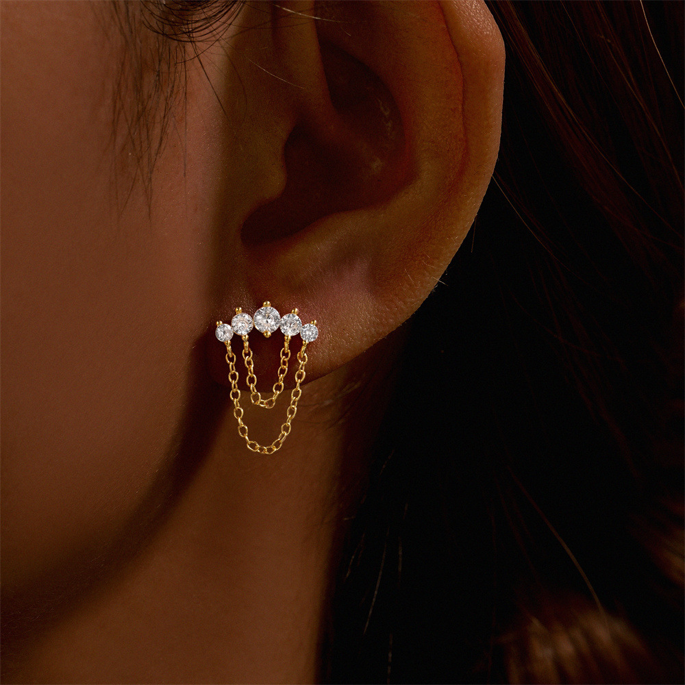1PCS Copper Chain Tragus Stud  - Body Jewelry Internally Threaded recensione e prezzo