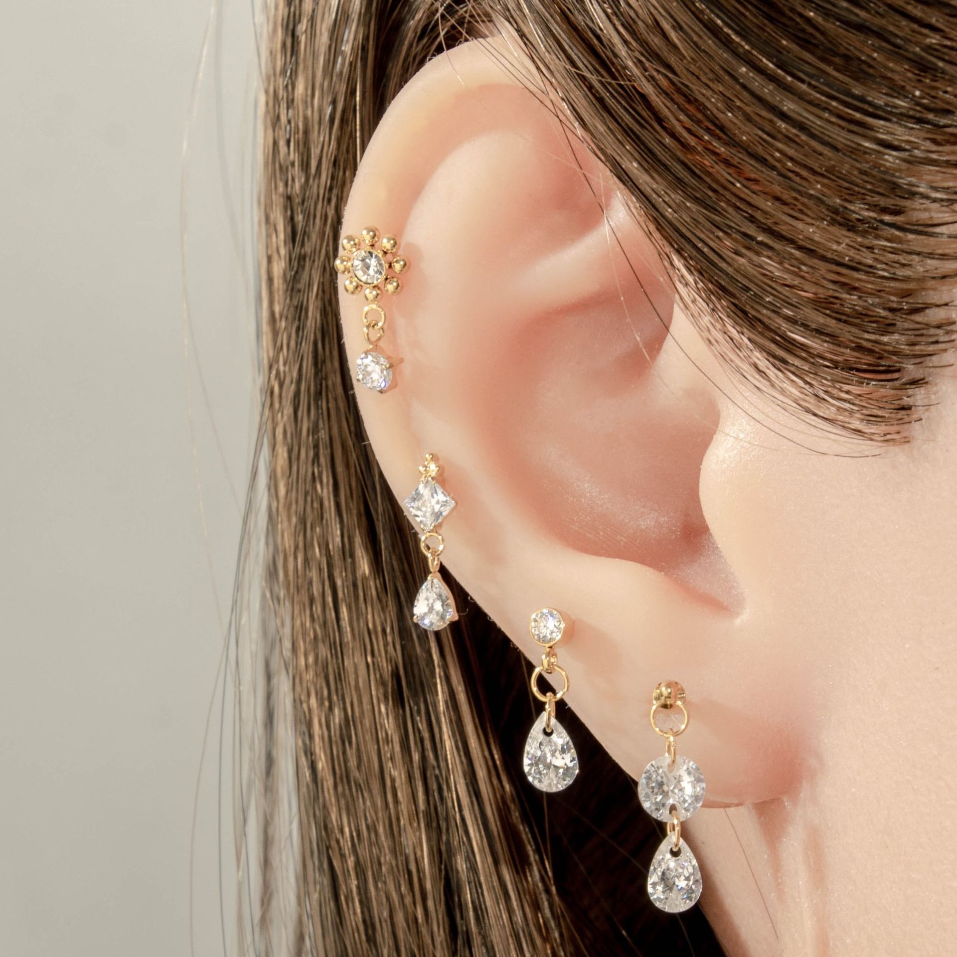1PC G23 Titanium Stud Earrings - Body Jewelry Internally Threaded recensione e prezzo