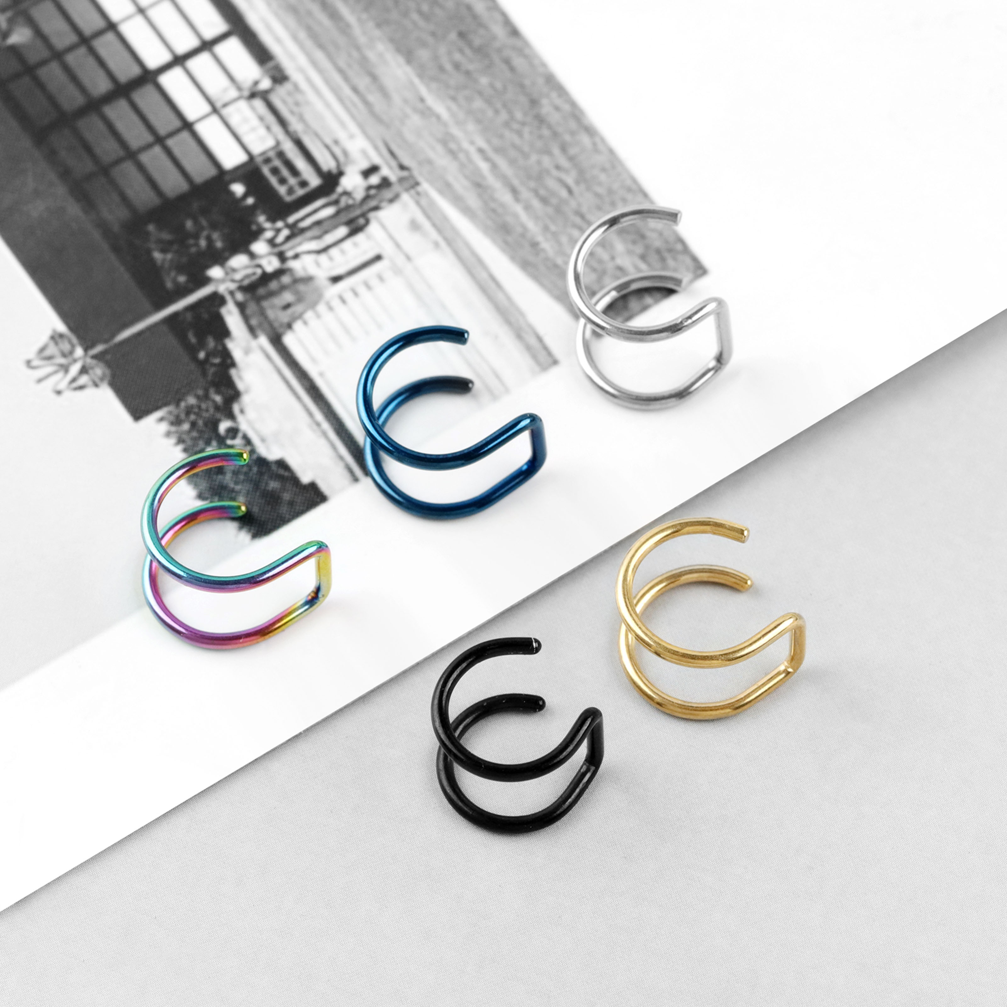 2pcs New No-Piercing Ear Cuffs - Body Jewelry Ear Piercing recensione e prezzo