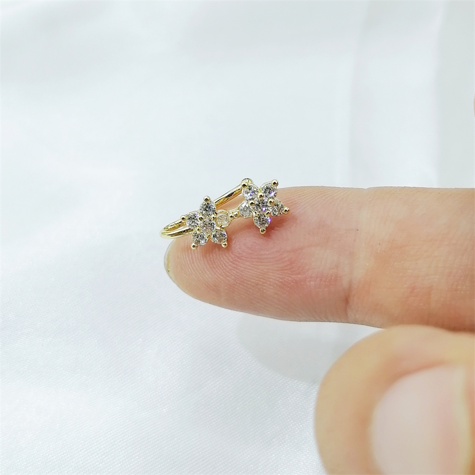 1pc 2 Crystal Flowers Ear Cuff - Body Jewelry Ear Piercing recensione e prezzo