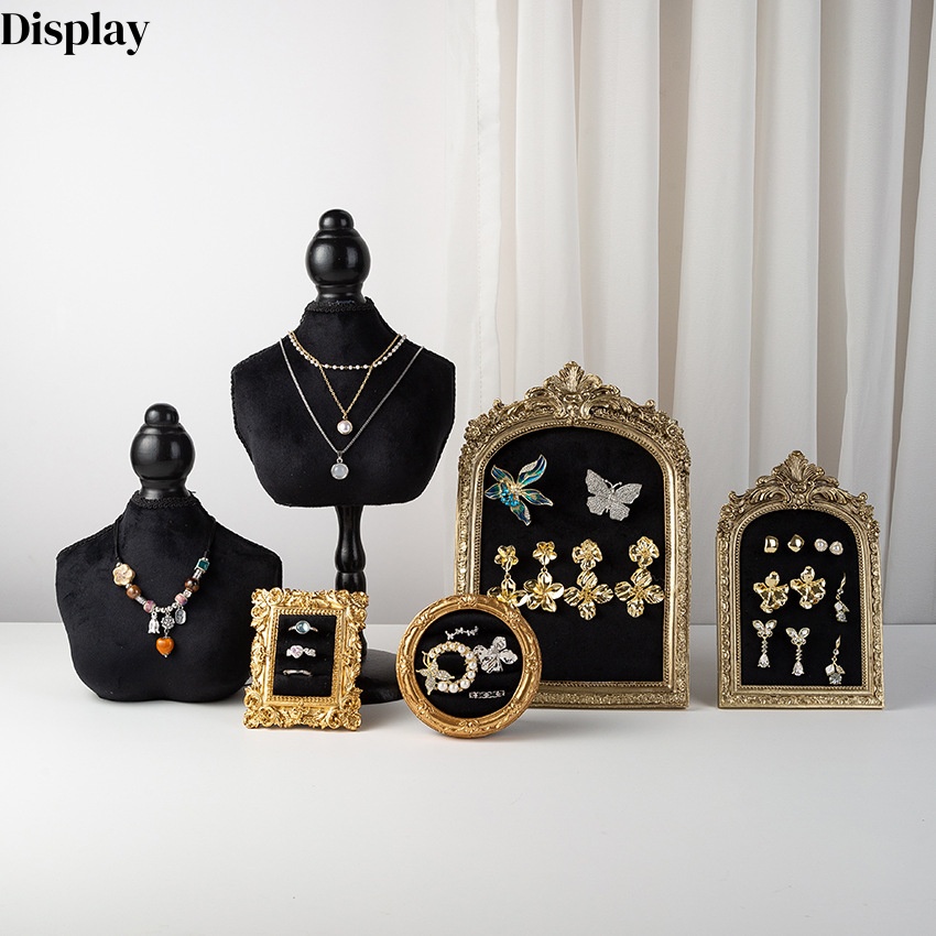 Black Velvet Bust Form Jewelry - Body Jewelry Store recensione e prezzo