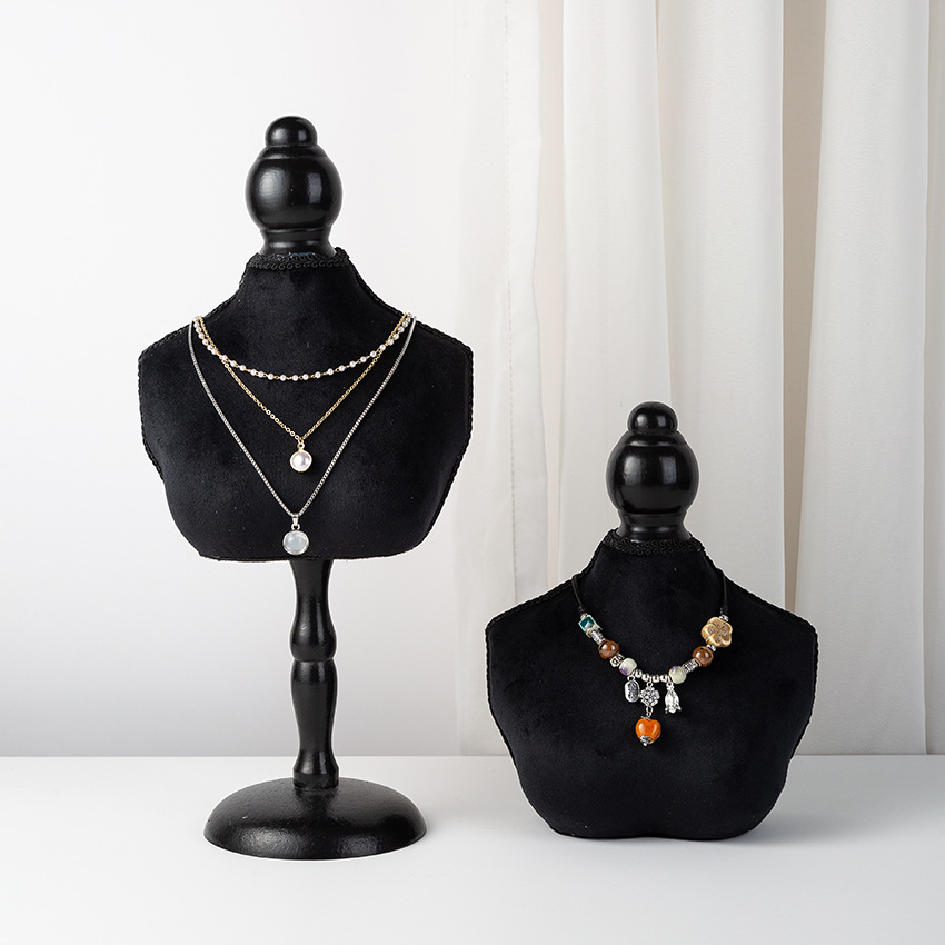 Black Velvet Bust Form Jewelry - Body Jewelry Store recensione e prezzo